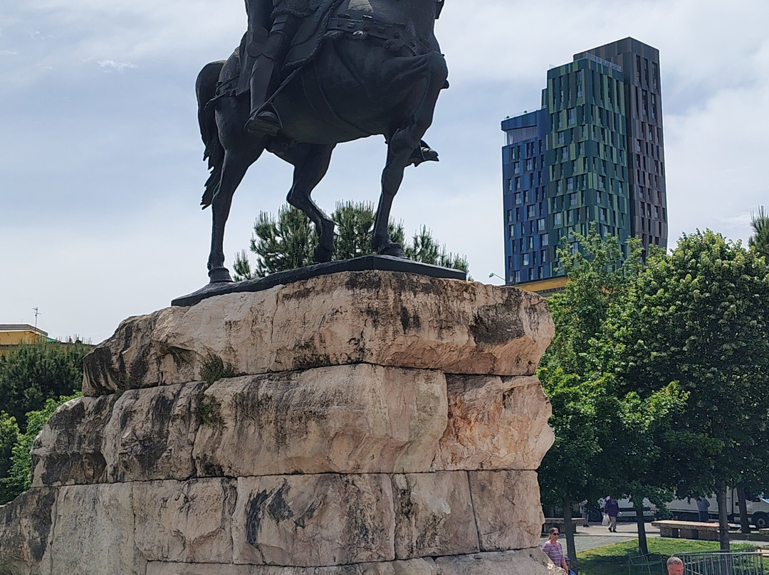 Skanderbeg Square-地拉那必去景点