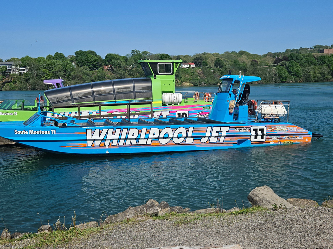 Whirlpool Jet Boat Tours-滨湖尼亚加拉必去景点
