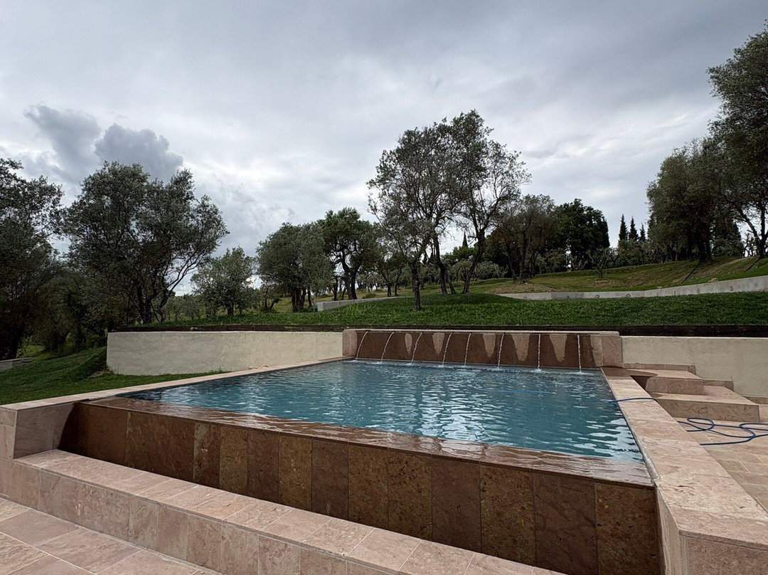 Unico Borgo Del Lago Resort