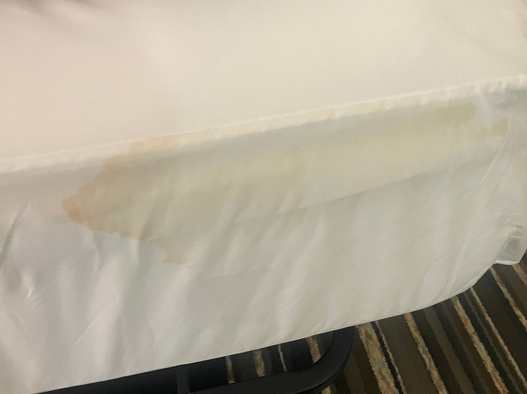 休伦湖活动中心十字路酒店主图