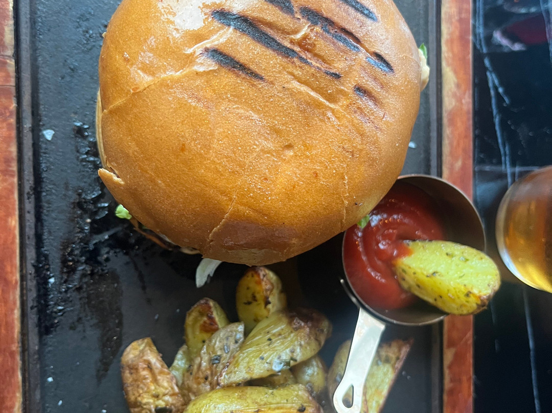 Amor Grill And Bar