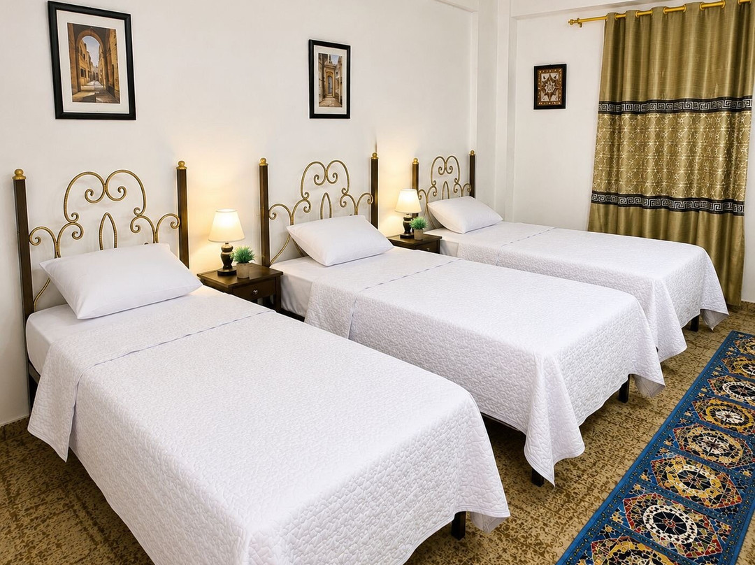 Silk Road Lodge