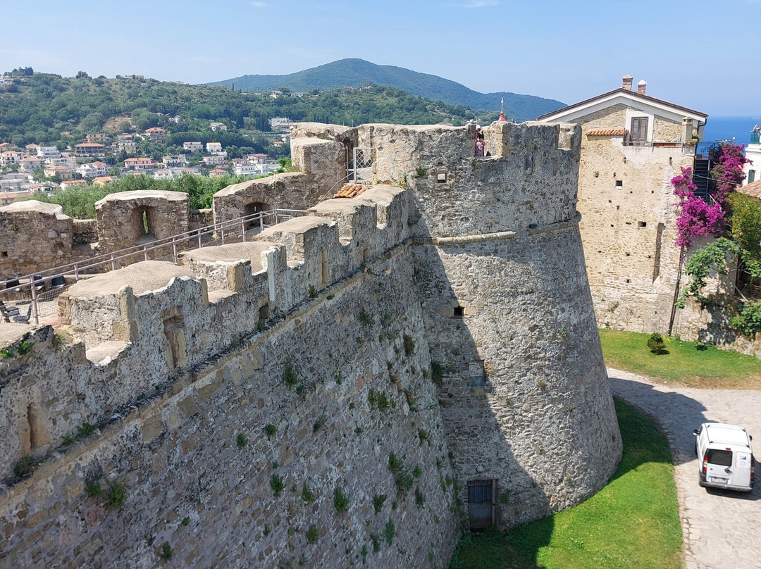 Castello Aragonese-阿格罗波利必去景点