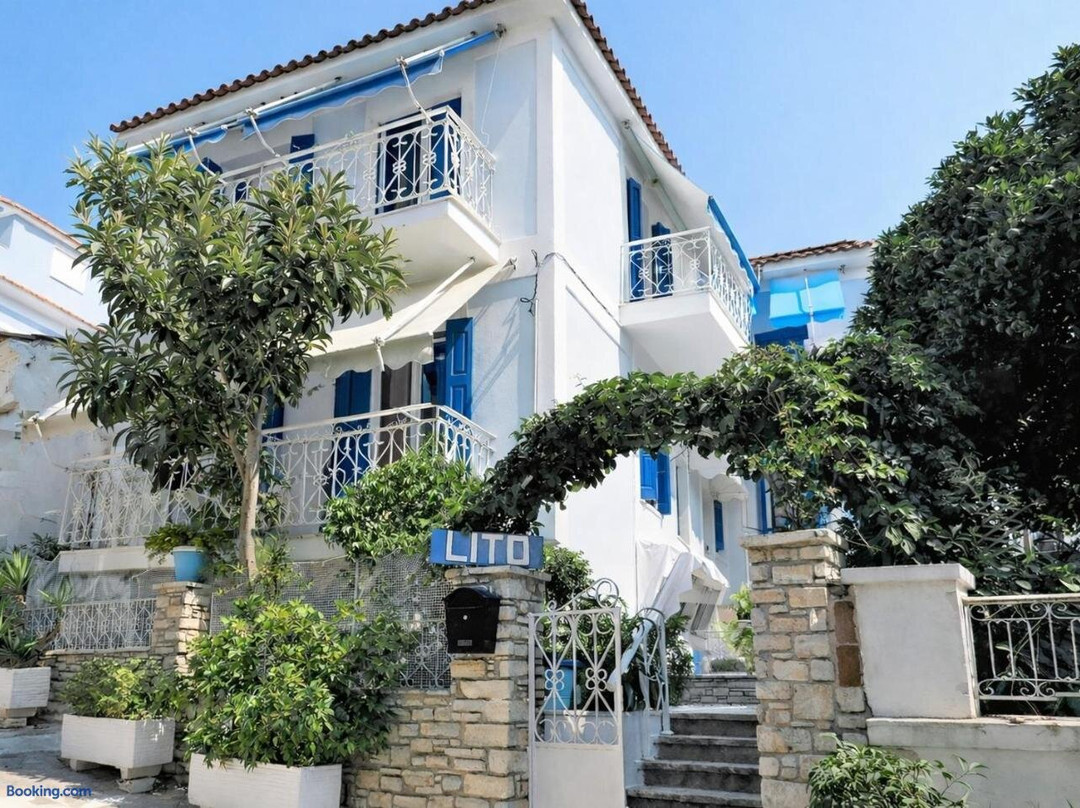 Lito Studios Apartments