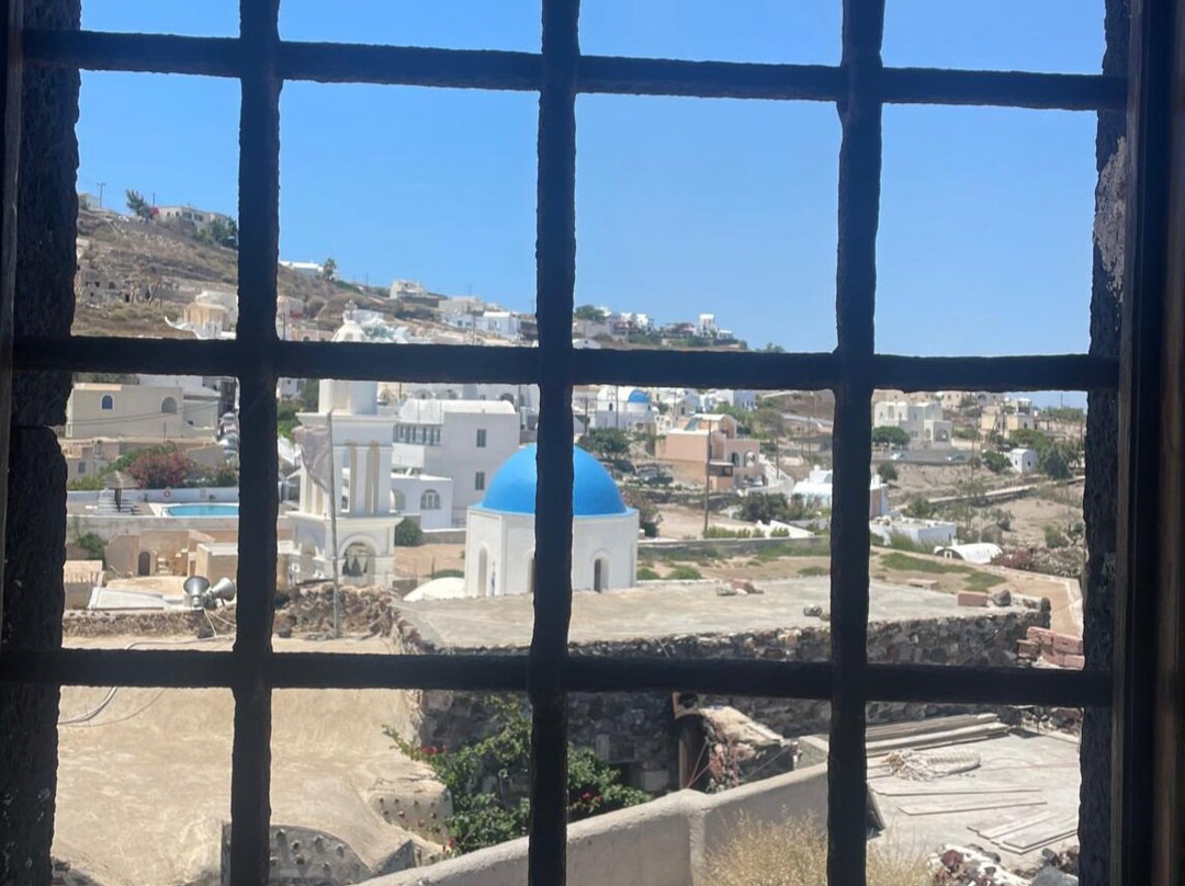 Venetian Castle of Santorini-阿克罗蒂里必去景点