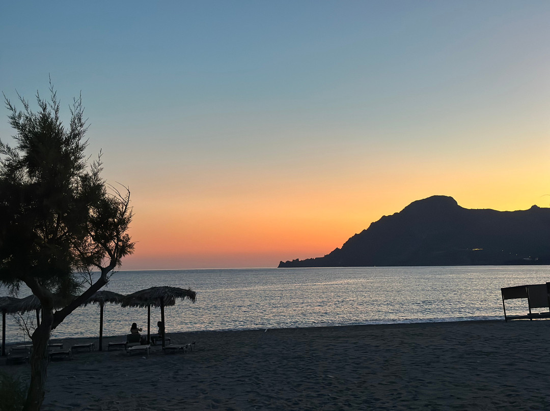 普拉基亚斯度假酒店主图