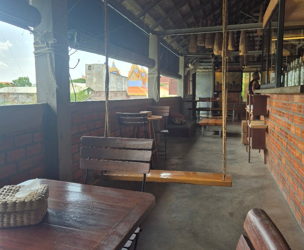 Romcheik 5 Art Space & Café-马德望必去景点
