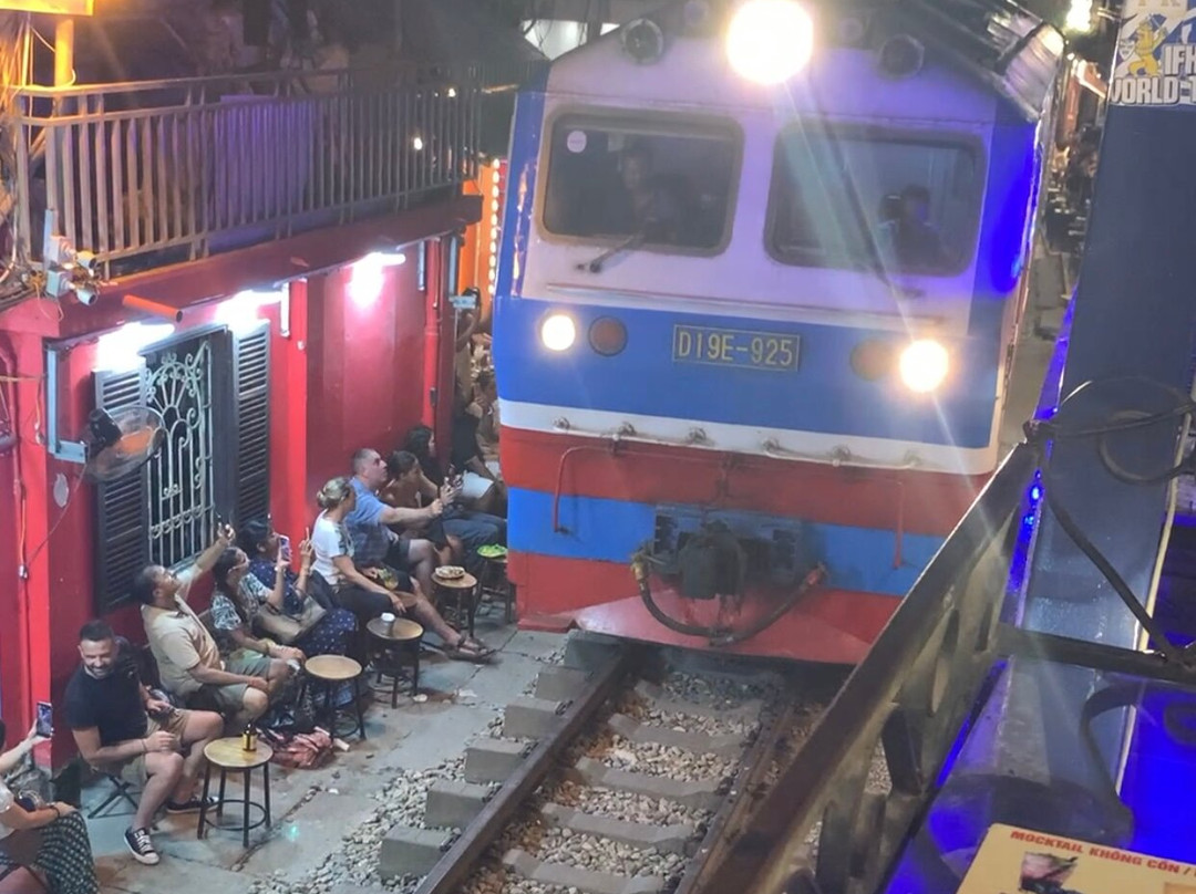 Đường Tàu-河内必去景点