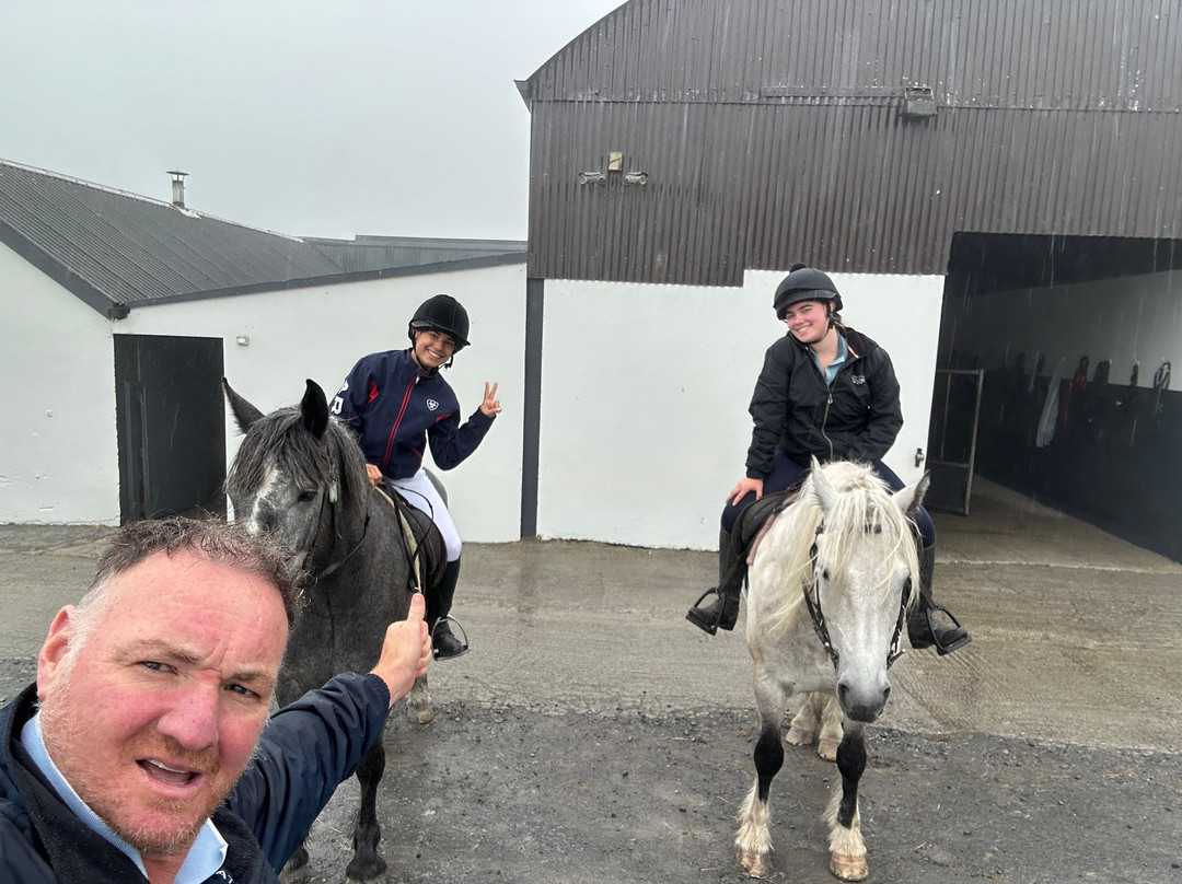 Mountain View Horse Riding Centre-Lisdoonvarna必去景点