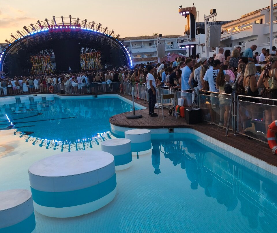 Ushuaïa Ibiza-博萨海滩必去景点