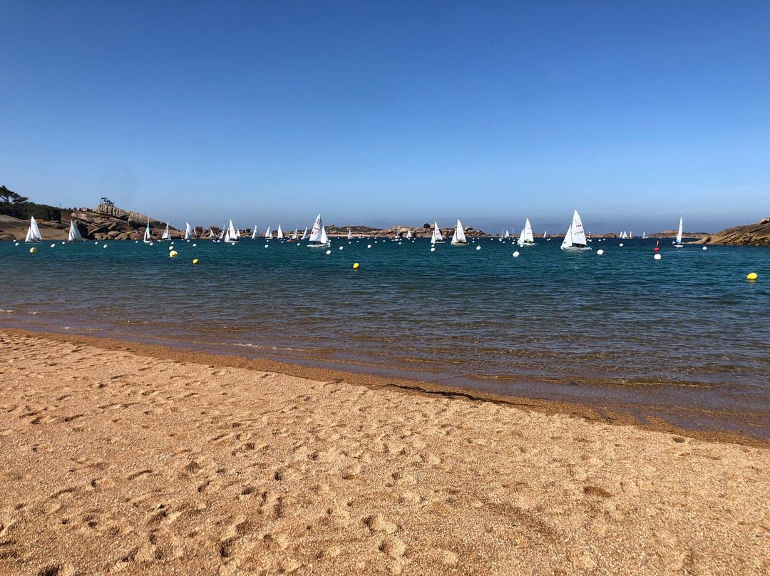 Plage du Coz-Pors-Tregastel必去景点