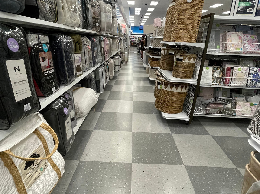 Ross Dress for Less-伊丽莎白敦必去景点