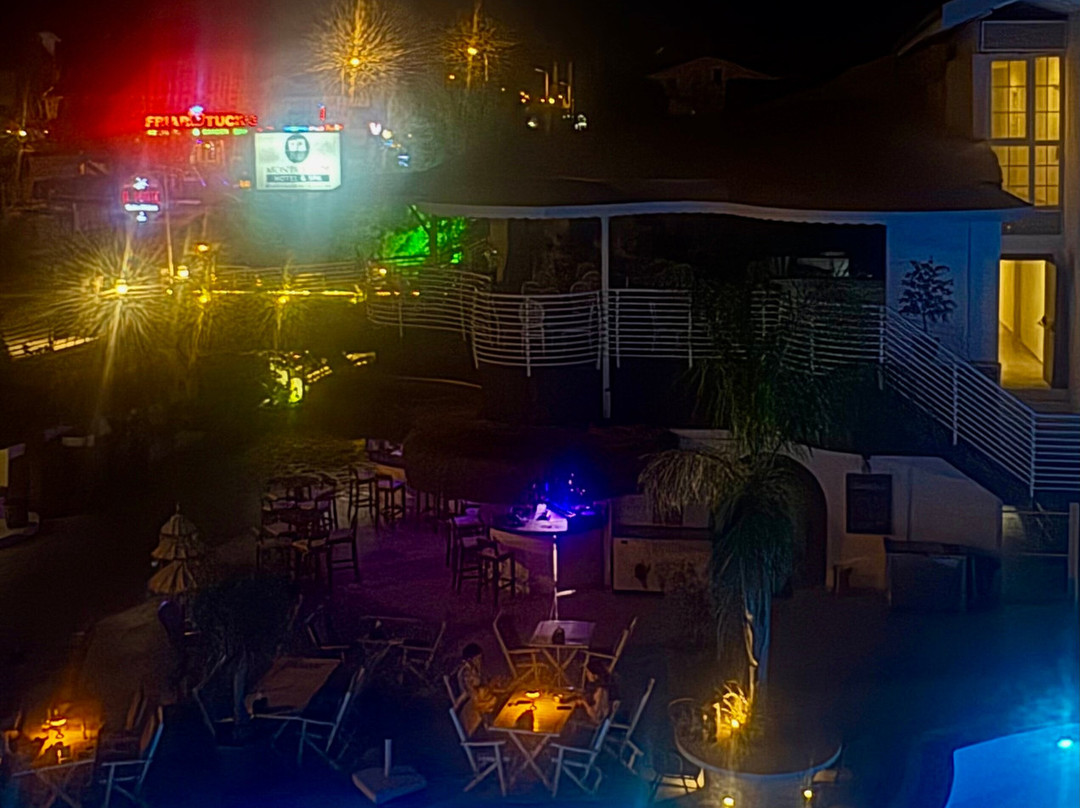 蒙特沃德别墅酒店主图