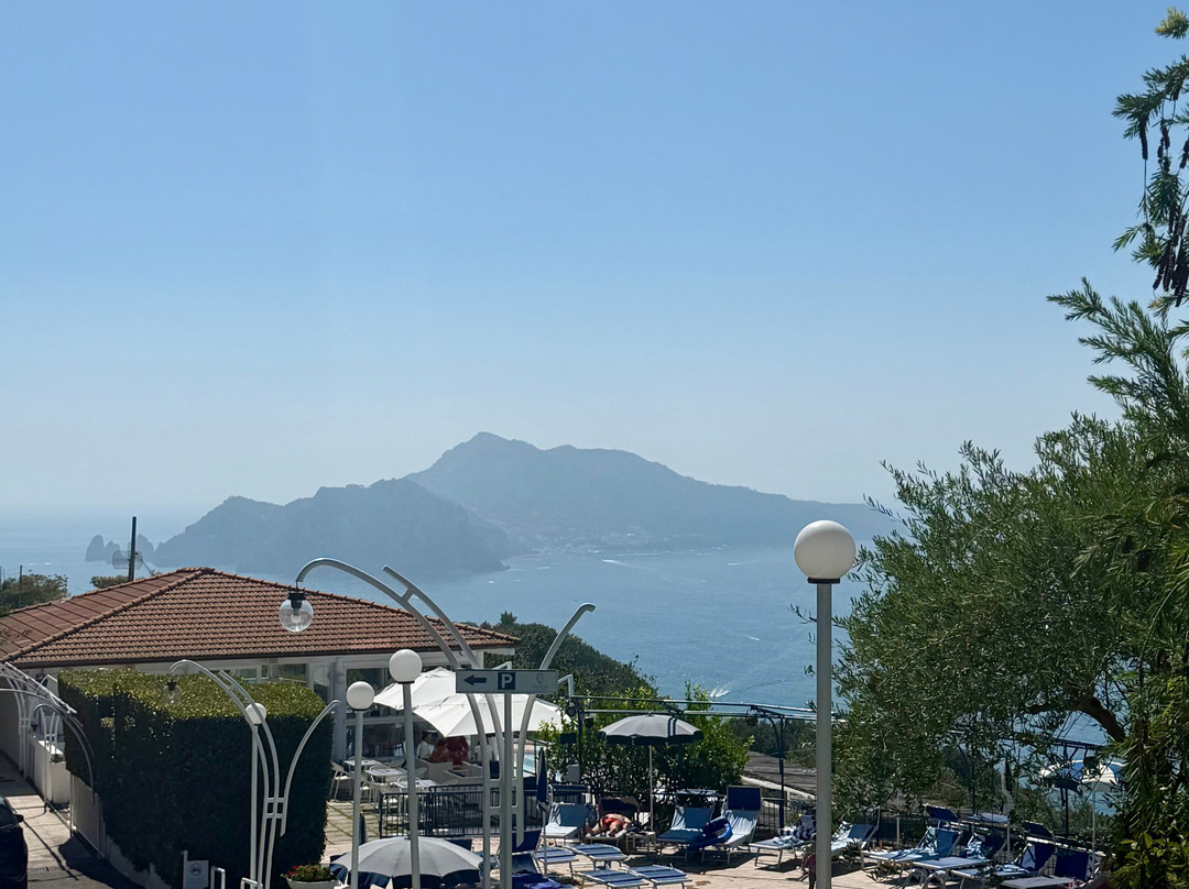 卡普里酒店和服务式住宅主图