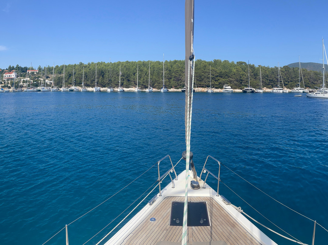 Sail Ionian Yacht Charter-莱夫卡扎必去景点