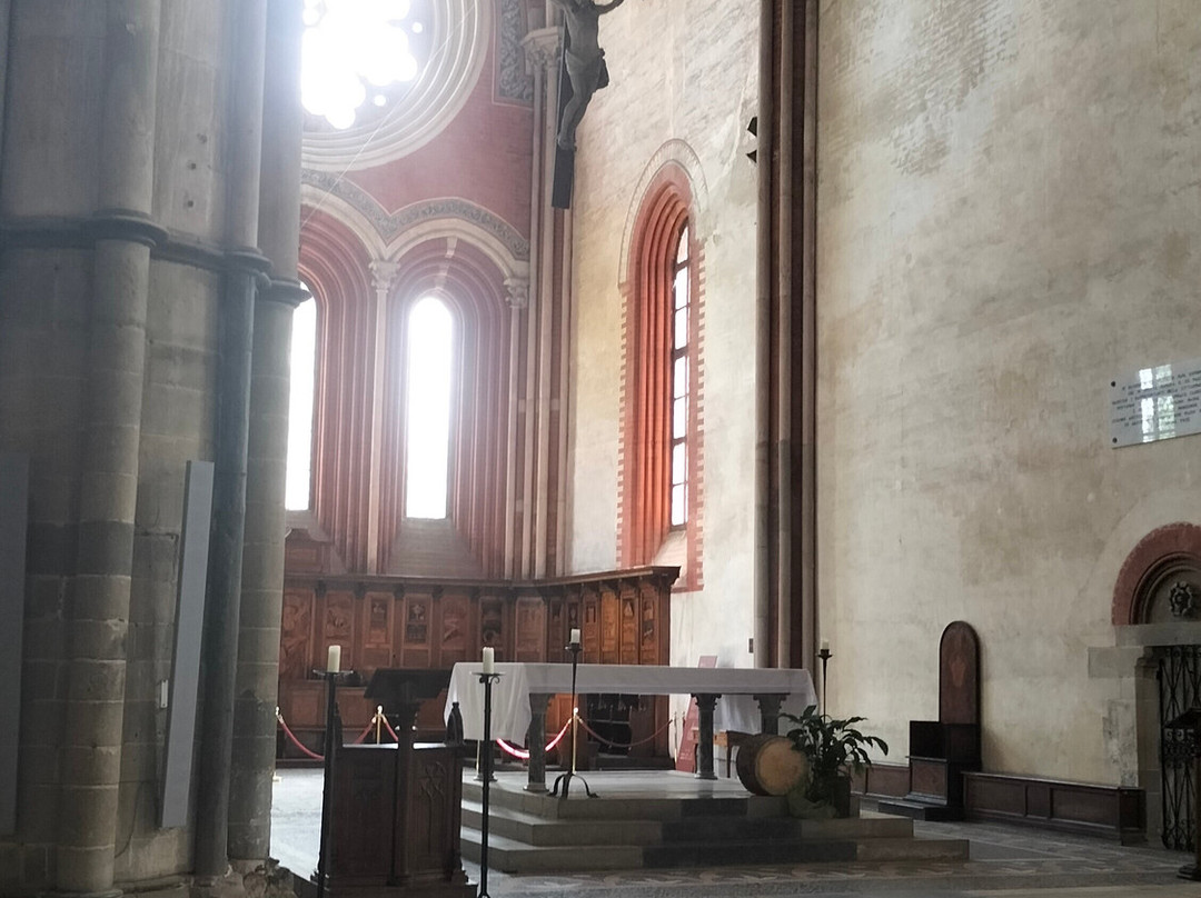 Basilica di Sant'Andrea-韦尔切利必去景点