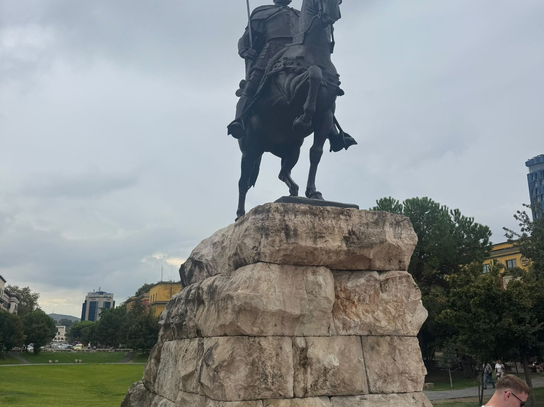 Skanderbeg Square-地拉那必去景点