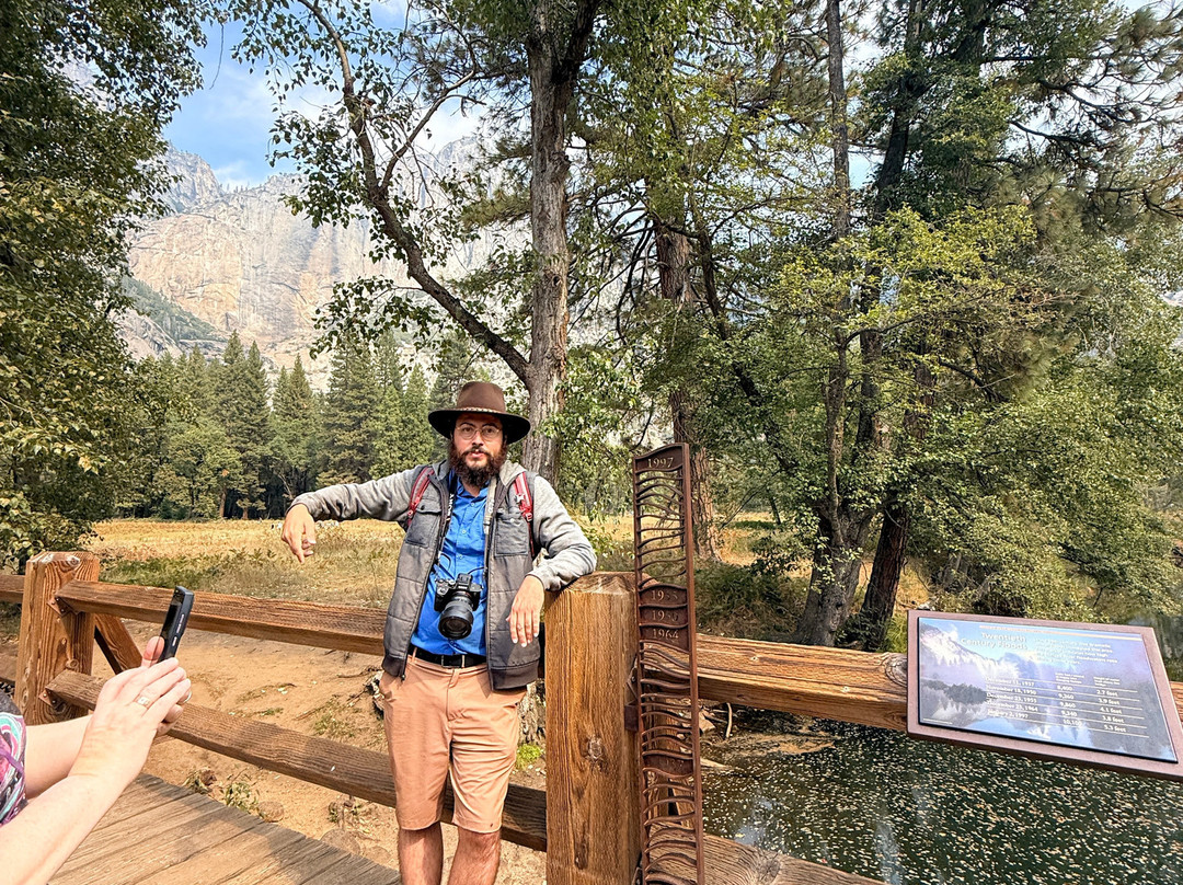 Yosemite Guide Service-格罗夫兰必去景点