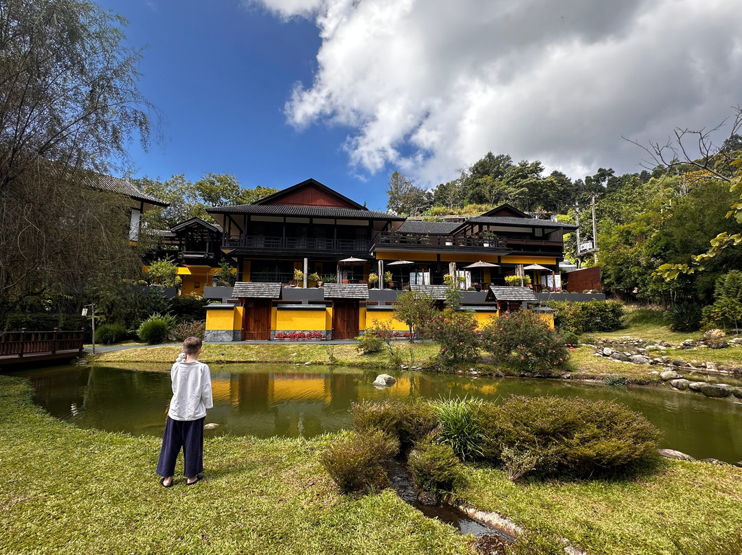 蒙查温泉旅馆主图