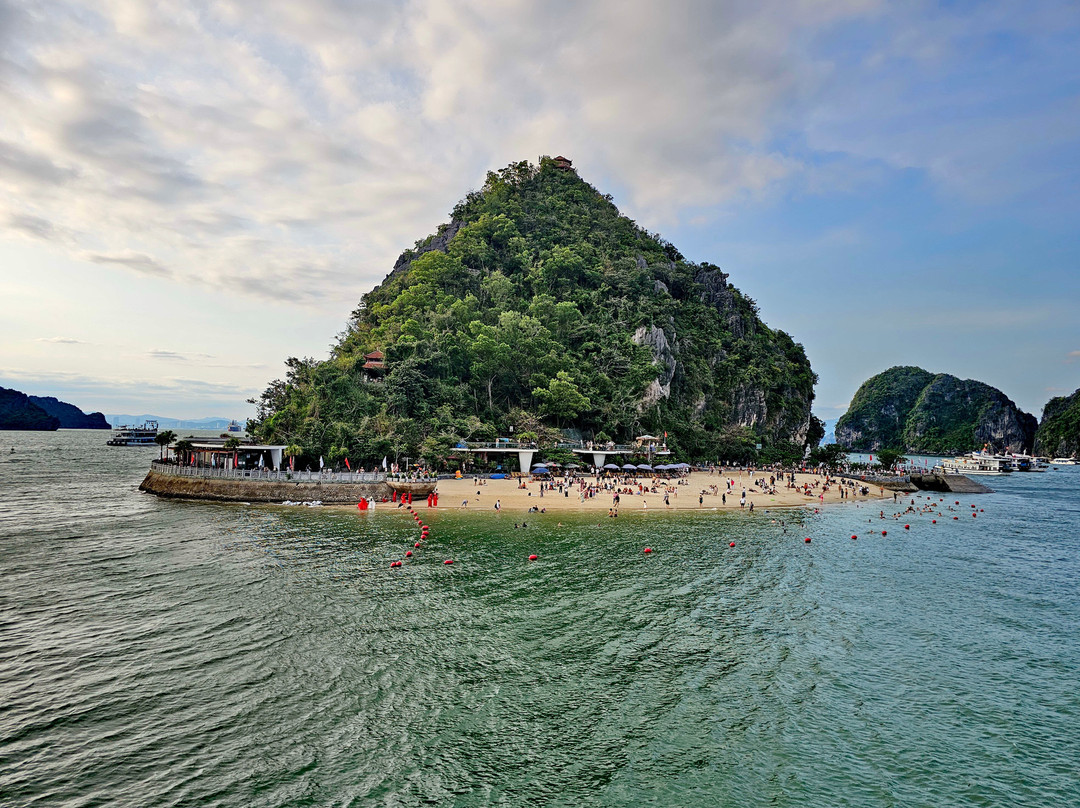 Ti Top Island-下龙湾必去景点