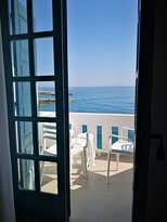 From Samaria To Livikon主图