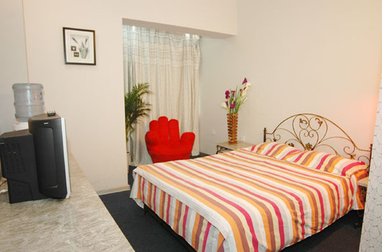 易家公寓式酒店主图