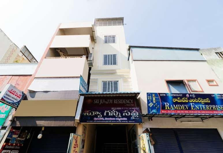 Sri Jupudy Residency
