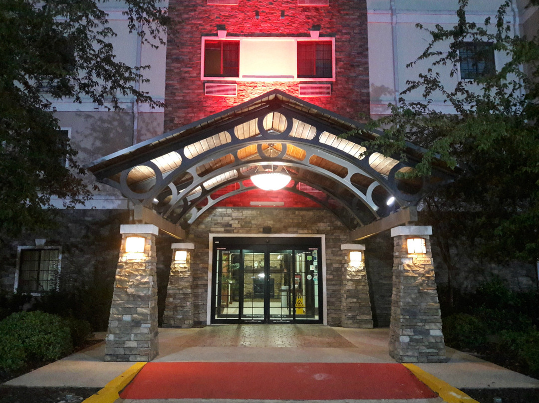 科文顿驻桥套房酒店