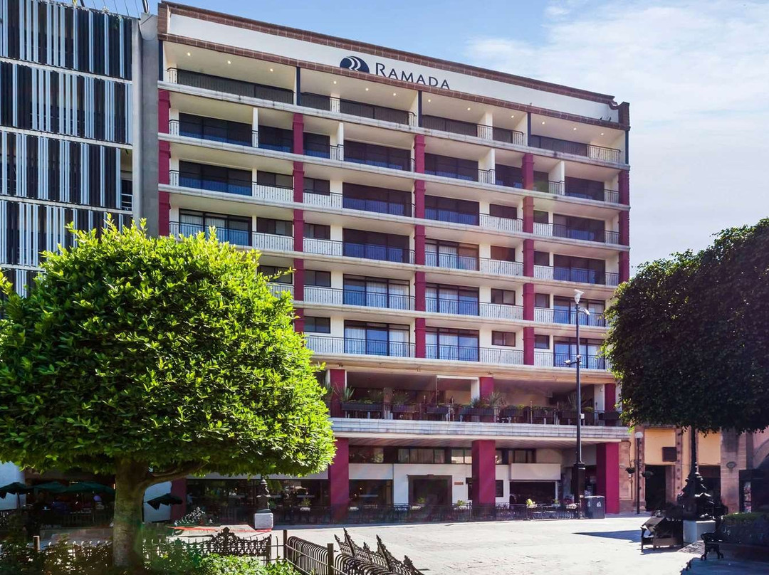 Hotel Ramada Plaza León