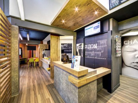 卡昂纪念宜必思快捷酒店-官方