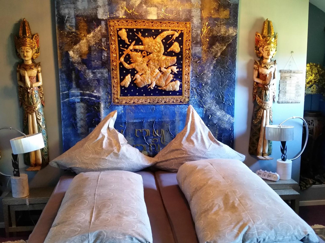 托特瑙酒店住宿-Waldhotel Auerhahn