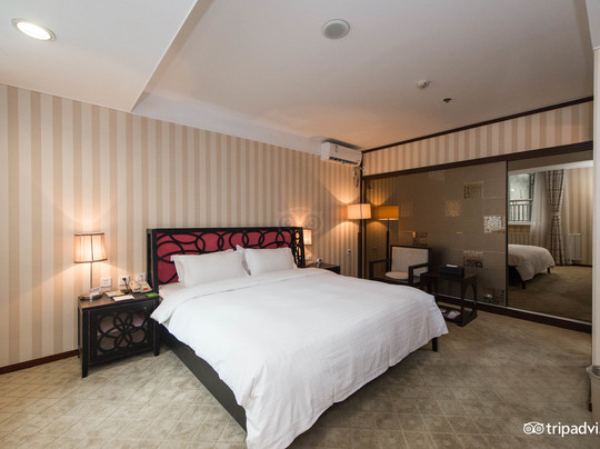 香江戴斯酒店主图