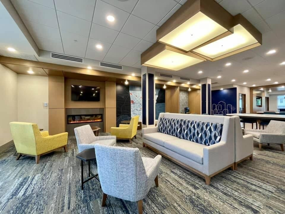 Holiday Inn Express & Suites Ft. Smith - Airport By IHG