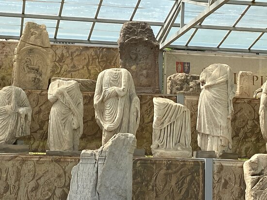 Muzeul Civilizatiei Dacice si Romane Deva景点图片