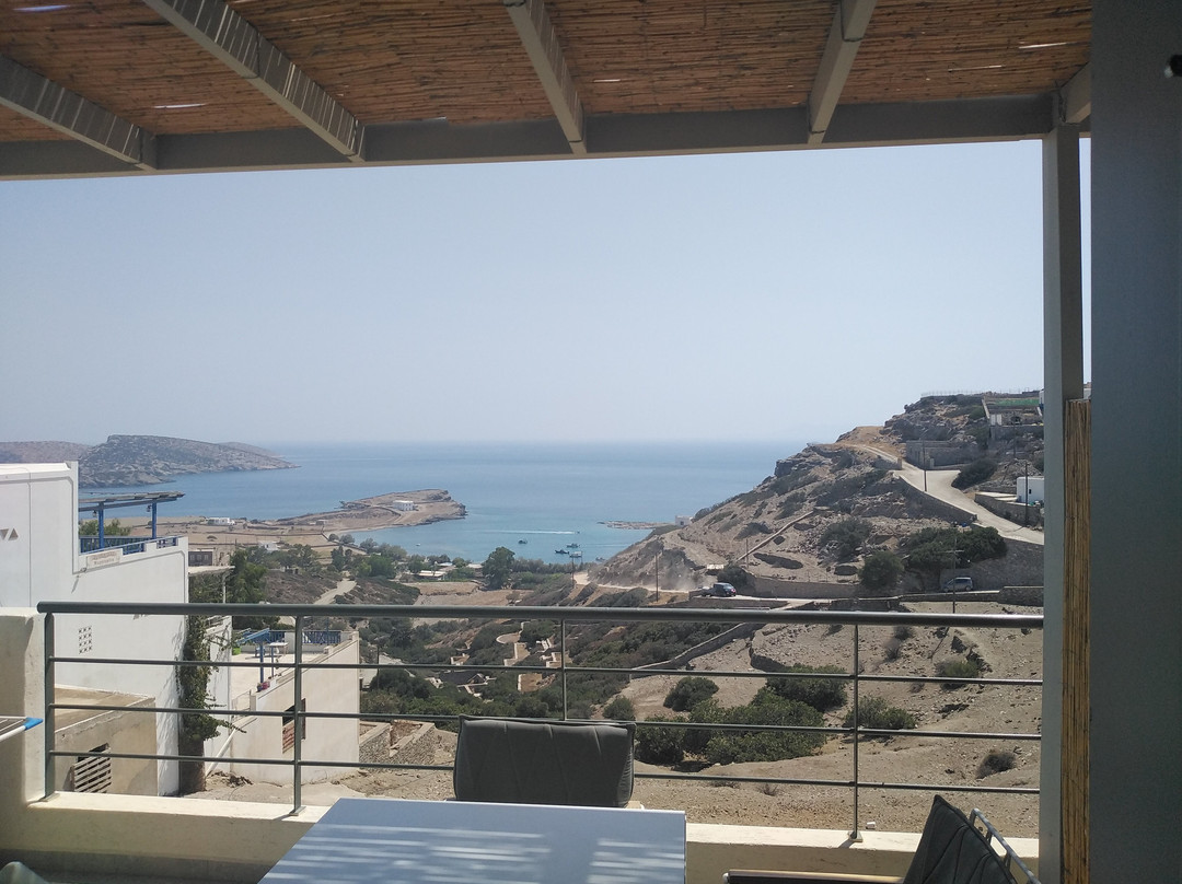 Paralos Lodging