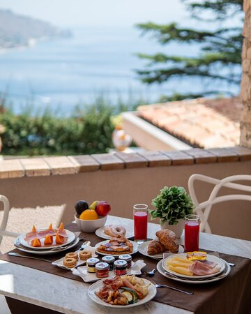 Villa Fiorita Boutique hotel主图