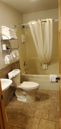 North Park Inn & Suites主图