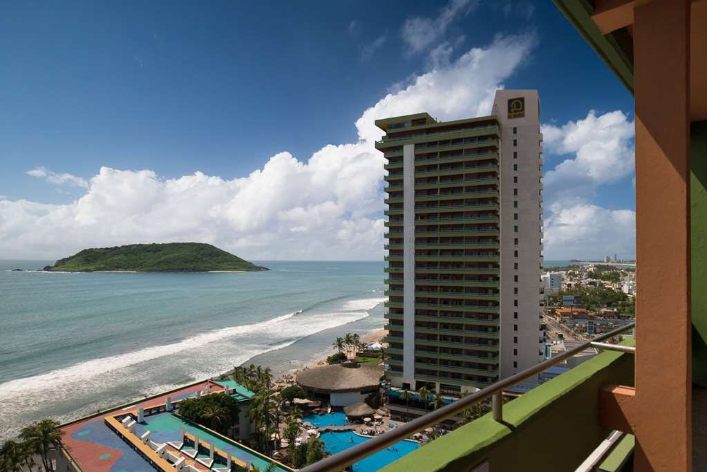 El Cid El Moro Beach Hotel