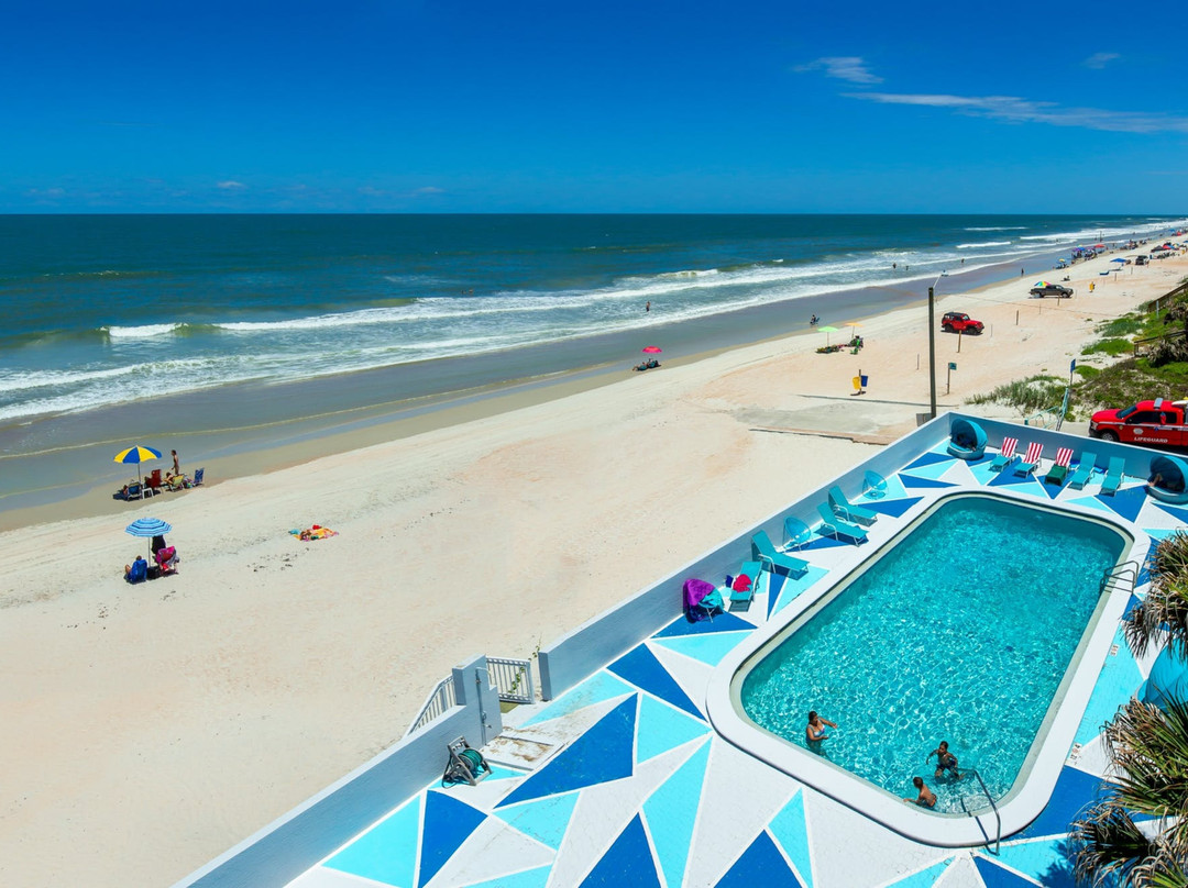 Chateau Mar Beach Resort