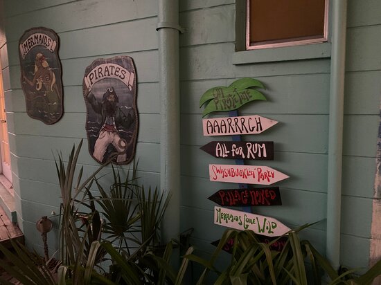 Pirates Cove Cottages-浴室