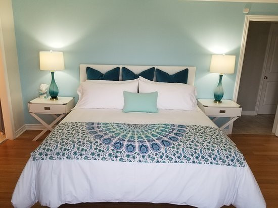 County Buzzz Bed and Breakfast主图