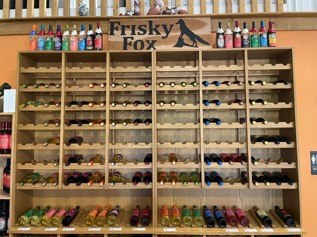 Frisky Fox Vineyard景点图片