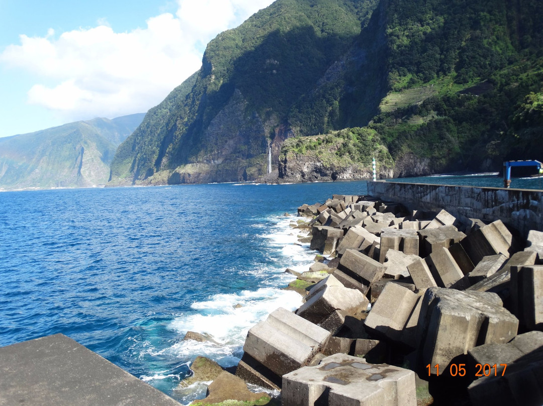 Praia do Porto-Seixal必去景点