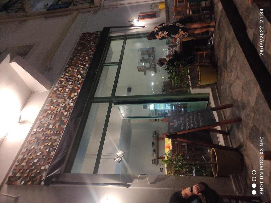 Myrtiá Kafeneío Pantopoleío