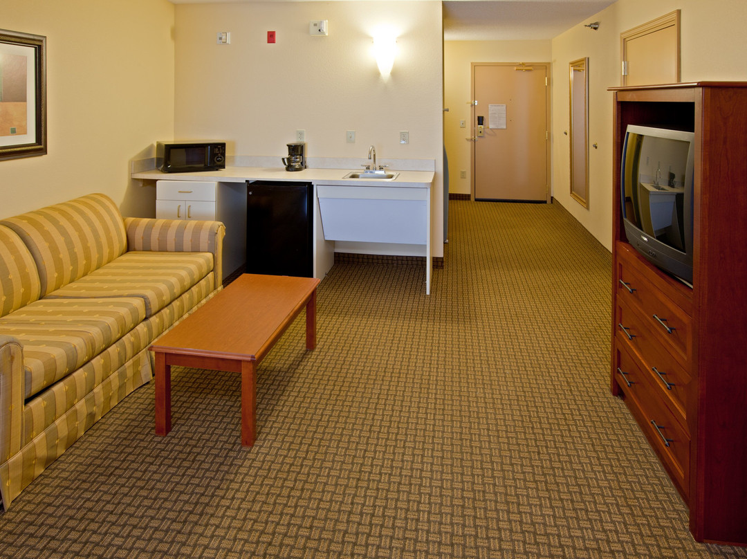 Holiday Inn Express & Suites Greenville by IHG主图