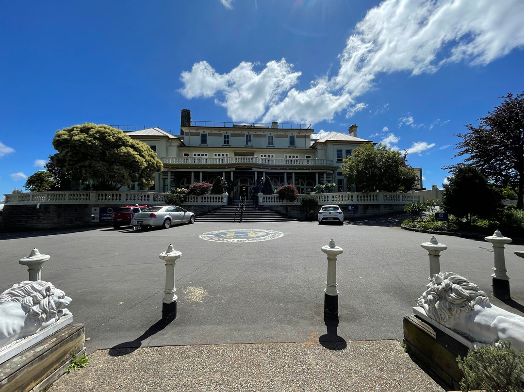 卡林顿酒店主图