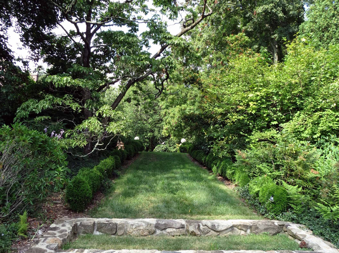 Bamboo Brook Outdoor Education Center景点图片
