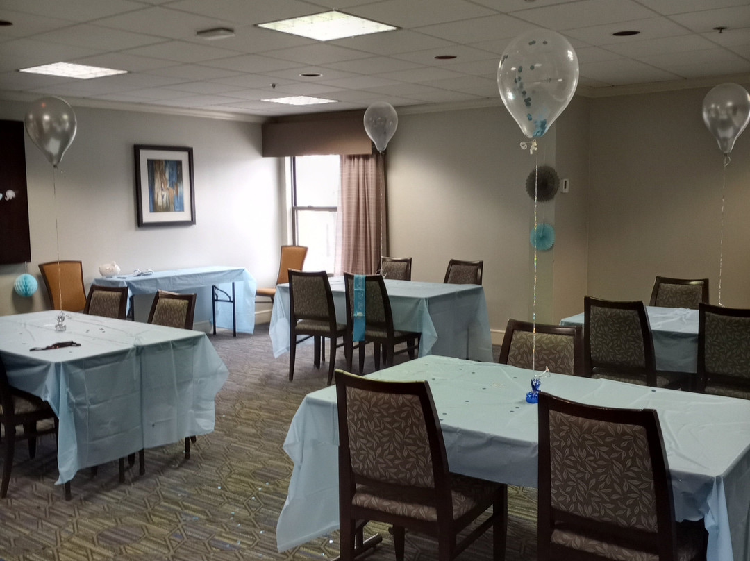 Holiday Inn Express Indianapolis Airport By IHG主图