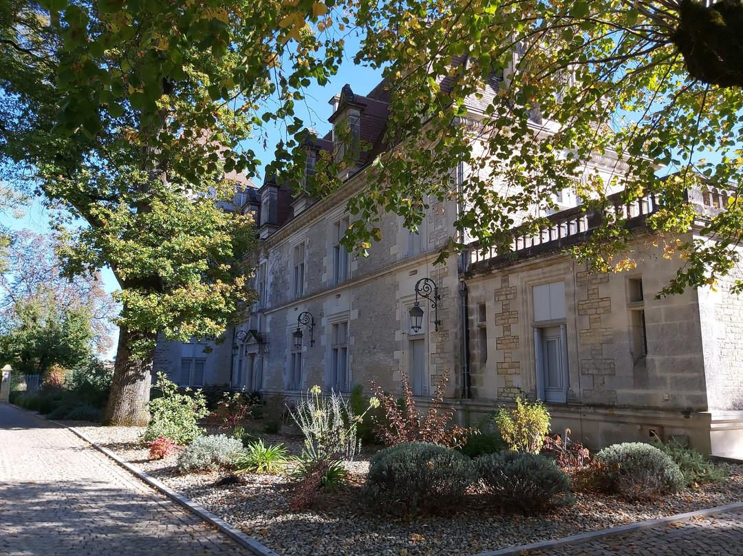 雷德庞当斯德蒙雷库酒店主图
