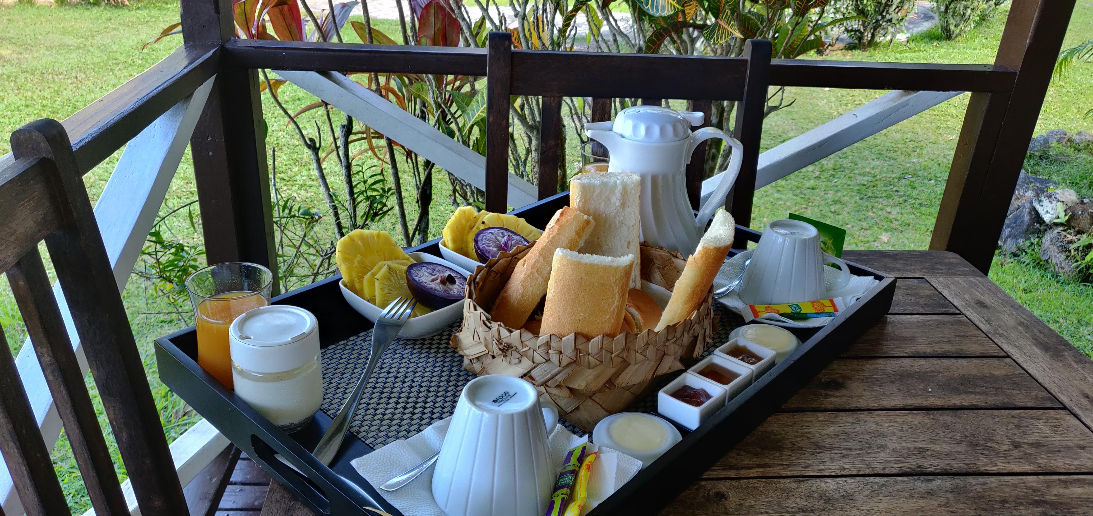 Pension Titaina-餐饮